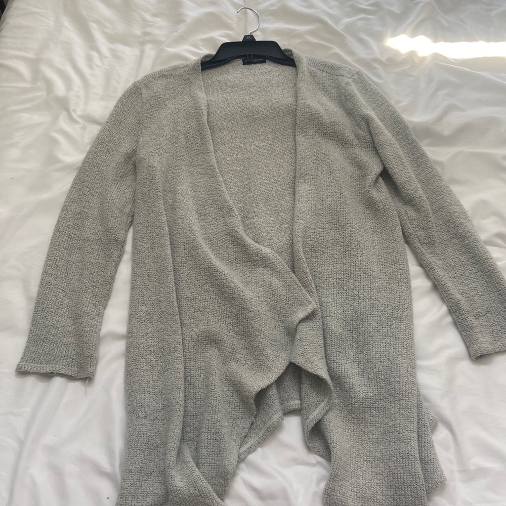 i got this at TJMAXX. Size S-M. sweater/cardigan open front